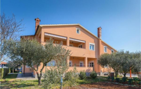 Awesome apartment in Pula with WiFi and 2 Bedrooms